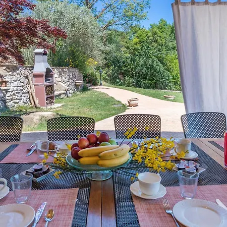 Villa Dalmanuta 8, Emma *