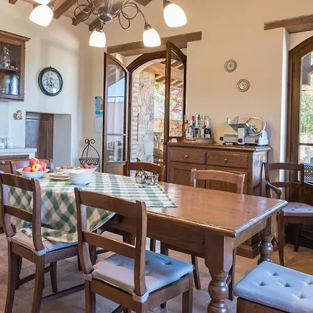 Dalmanuta 8, Emma וילה *